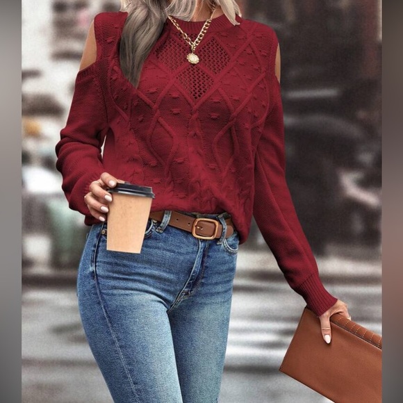 Cozy cold shoulder cable knit sweater top - Picture 9 of 15